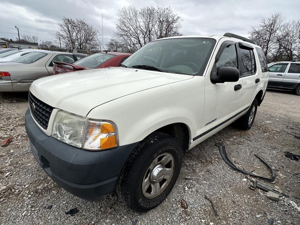 2005 Ford Explorer Tow# 4679