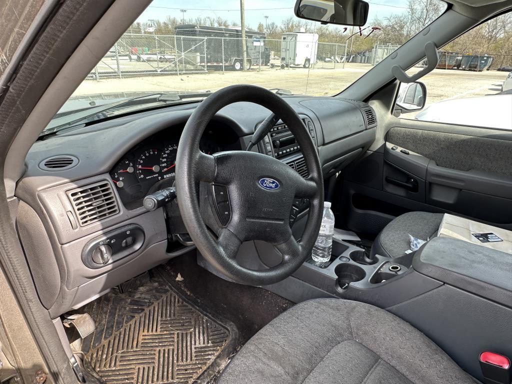 2005 FORD EXPLORER Unit# 3508