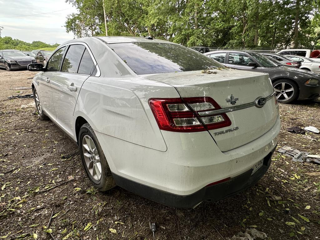 2014 Ford Taurus Tow# 1526