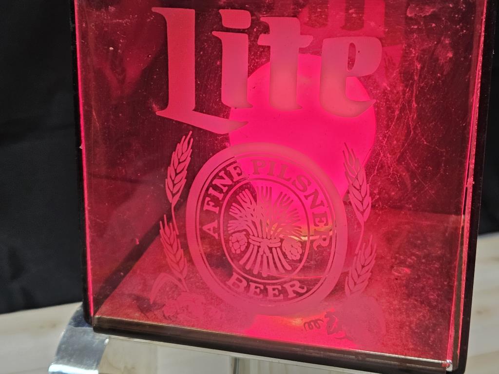 Miller Lite Wall Sconce Light-Up Signal - Works