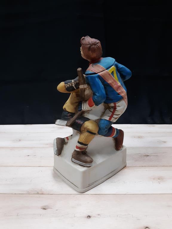 Lionstone Whisky 1974 Sports Hockey Decanter