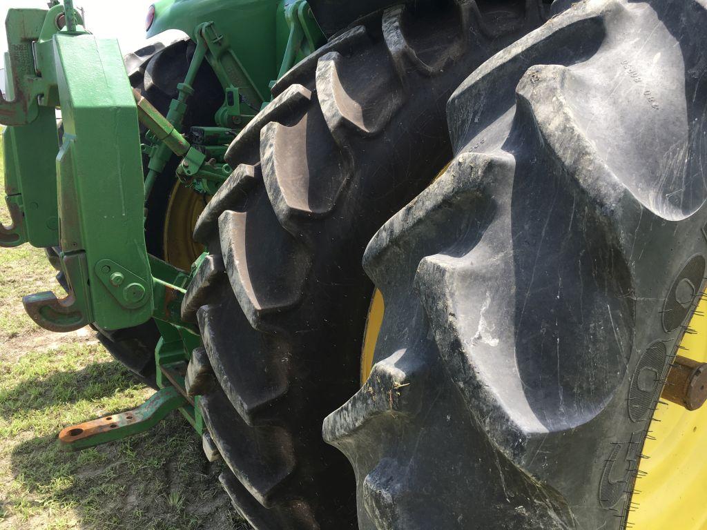 2010 John Deere 8345R MFWD