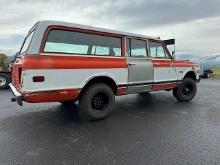 1972 GMC Suburban 4x4