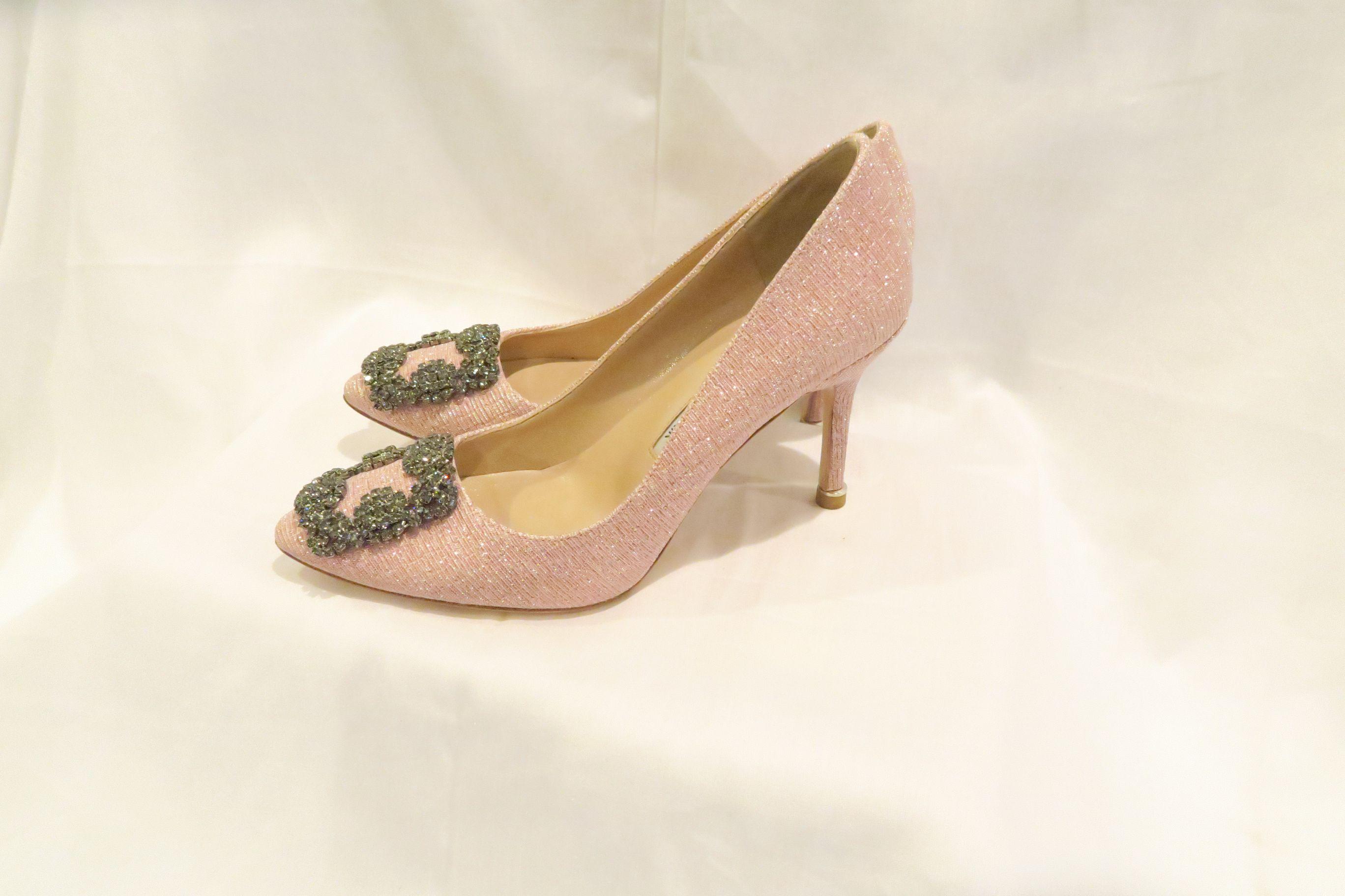 Manolo Blahnik Hangisi Pink Glitter Jewel Buckle Pumps (size 35)