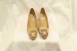 Manolo Blahnik Hangisi Flesh Satin Jewel Buckle Pumps with box (size 35)