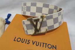 Louis Vuitton Damier Azur Belt, width 1.6", shiny gold LV buckle, nubuck leather lining, size 48/120