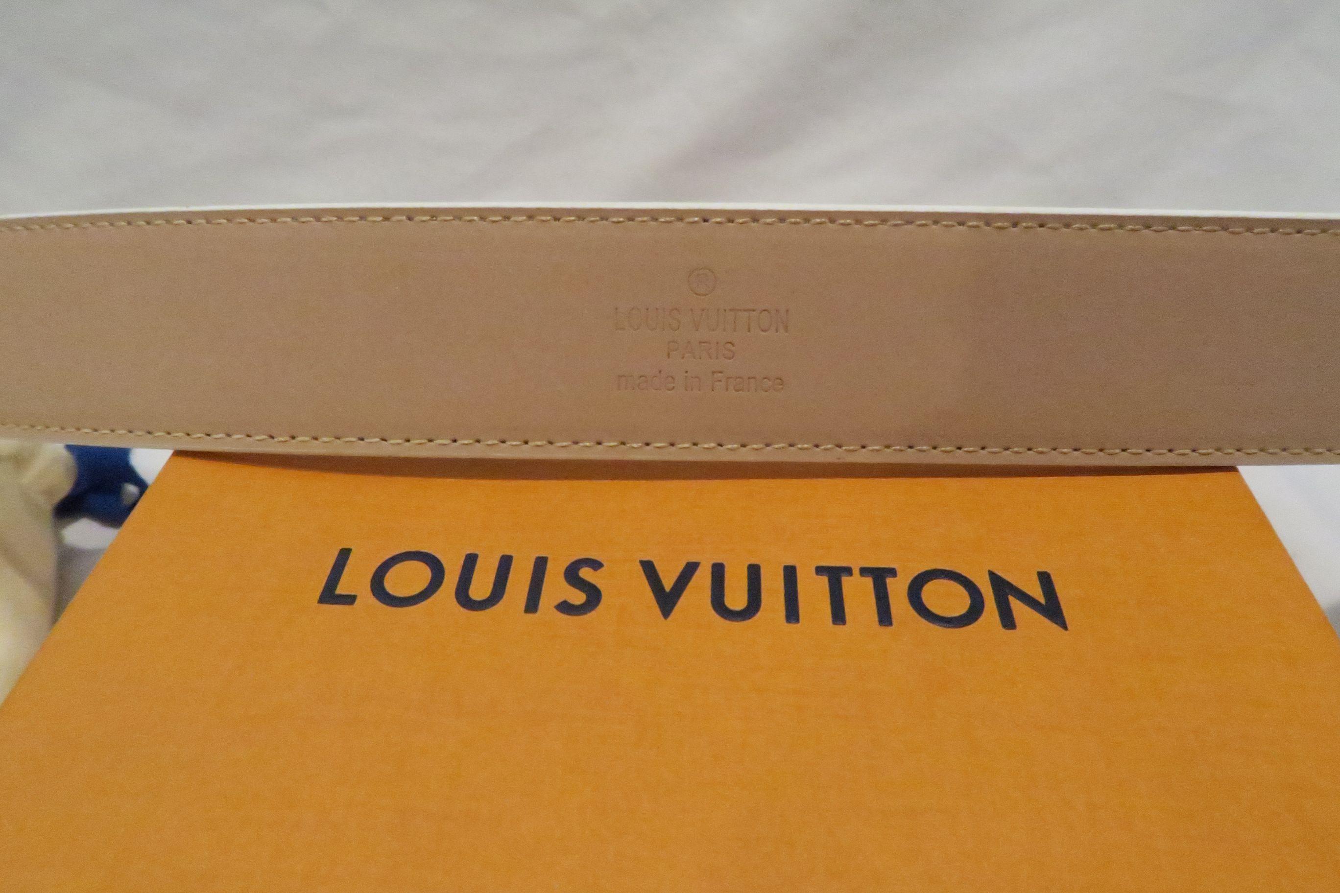 Louis Vuitton Damier Azur Belt, width 1.6", shiny gold LV buckle, nubuck leather lining, size 48/120