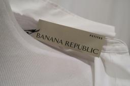 Banana Republic White Button-up Blouse, size 2P, new with tags