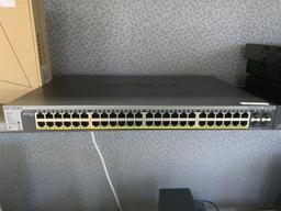 Netgear ProSafe GS752TP Switch