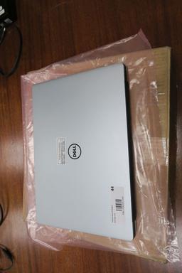 Dell Vostro 5490 Laptop