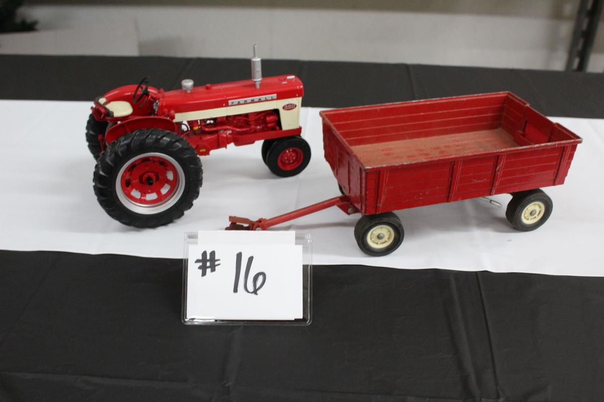 FARMALL 460 TRACTOR W/ WAGON