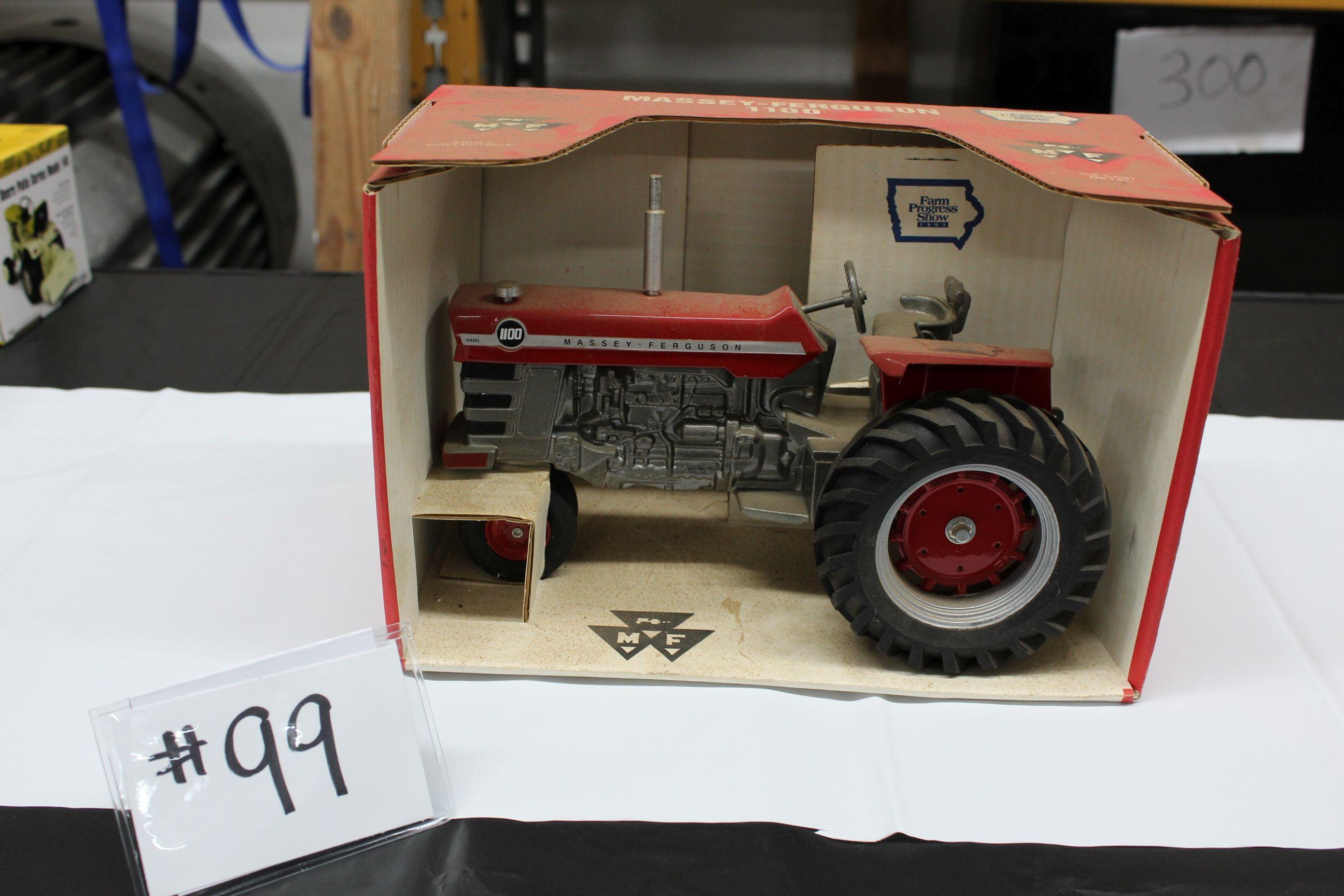 MASSEY FERGUSON 110 TRACTOR (IN BOX)