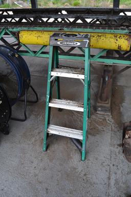 WERNER STEP LADDER