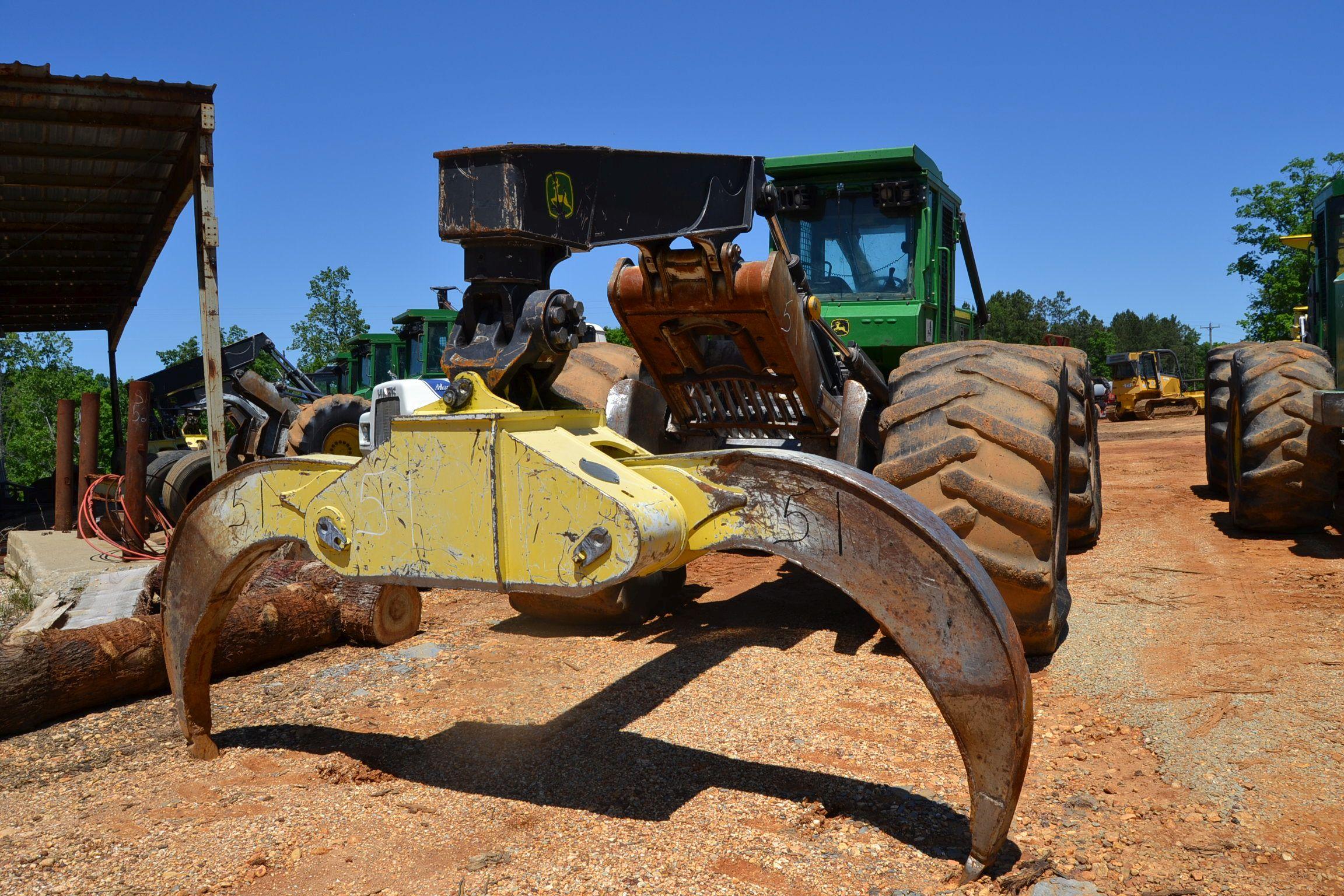 JOHN DEERE 848H DUAL ARCH GRAPPLE SKIDDER W/ ENCLOSED CAB W/ HEAT & AIR W/ 30.5X32 RUB W/ WINCH SN#1