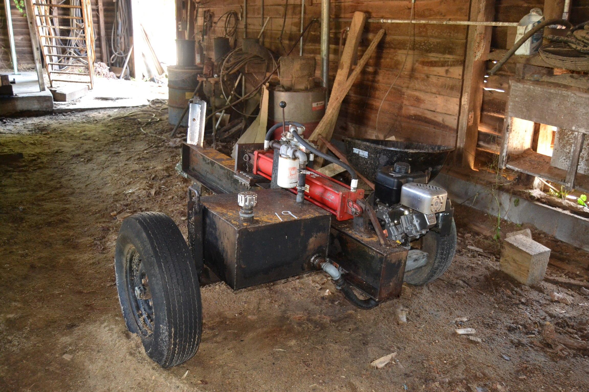 PORTABLE LOG SPLITTER