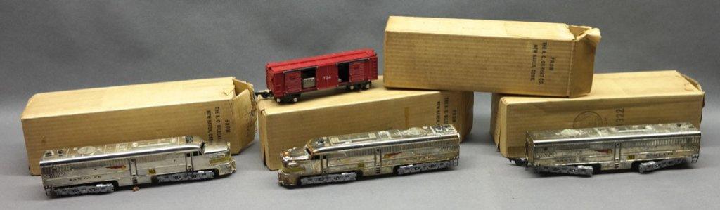 AC Gilbert  American Flyer Gold santa Fe w/ Boxes