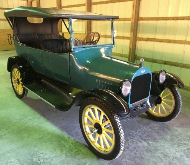 1917 Chevrolet Touring Sedan