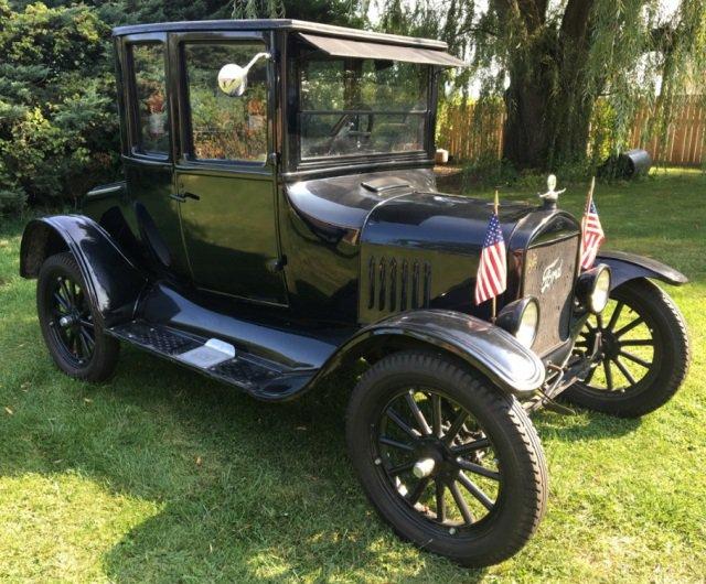 1925 Ford Model T Doctor's Coupe