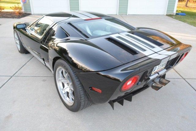 2005 Ford GT