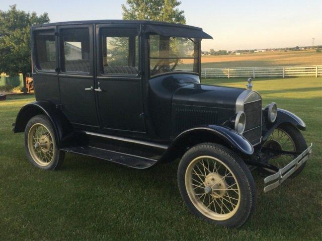 1927 Ford Model T Sedan