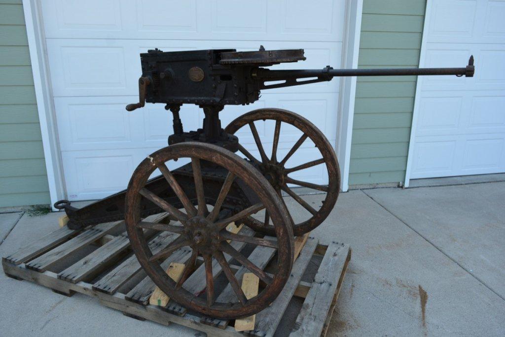 SCARCE NAPALESE BIRA HAND CRANK 577/450 FIELD GUN