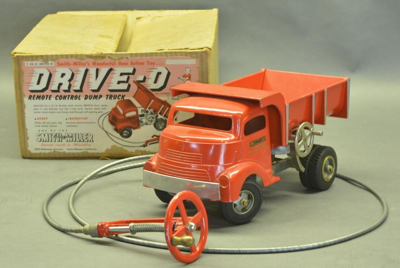 Original Smith MIller Remote Control Dump Truck