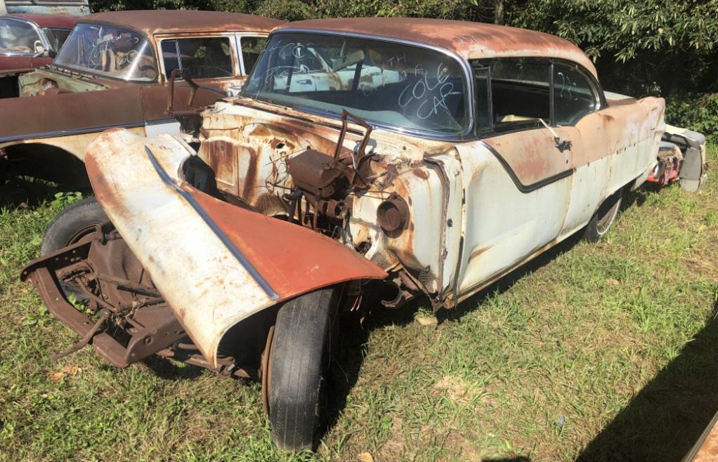 1955 Pontiac 2 door hardtop