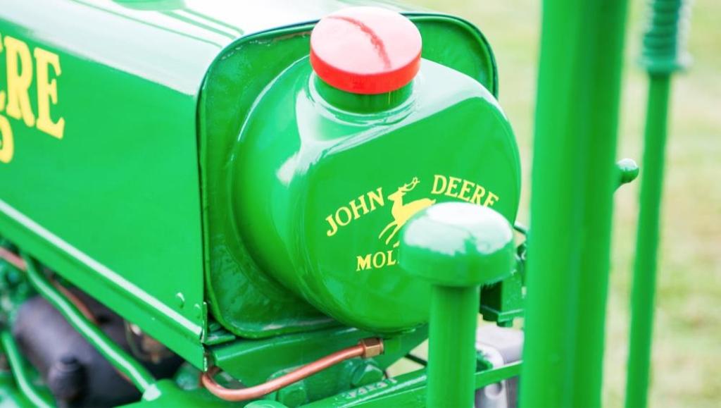 1935 John Deere Unstyled B Tractor