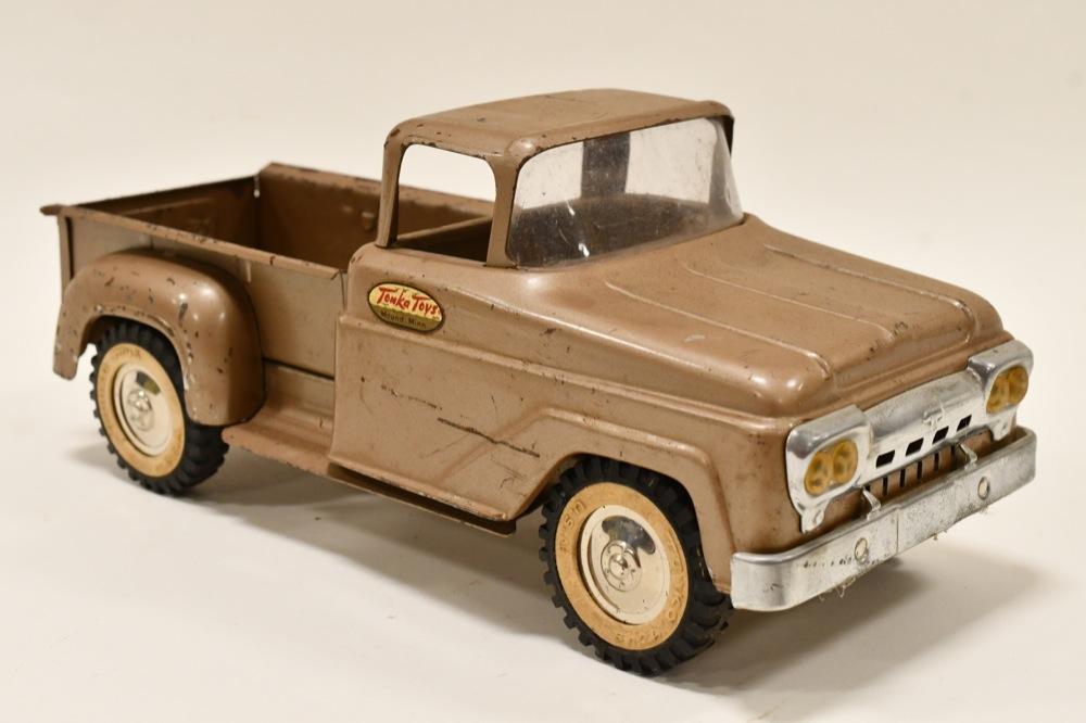 Bronze Tonka Stepside Pickup Truck