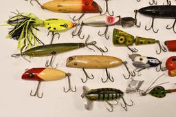 Large Lot Of Vintage Fishing Lures