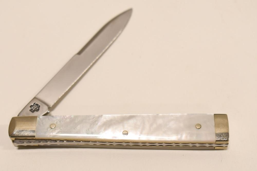 Case XX Mother Of Pearl Doctors Knife No. 8185 SS