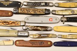 Lot Of 30 Vintage Folding Knives