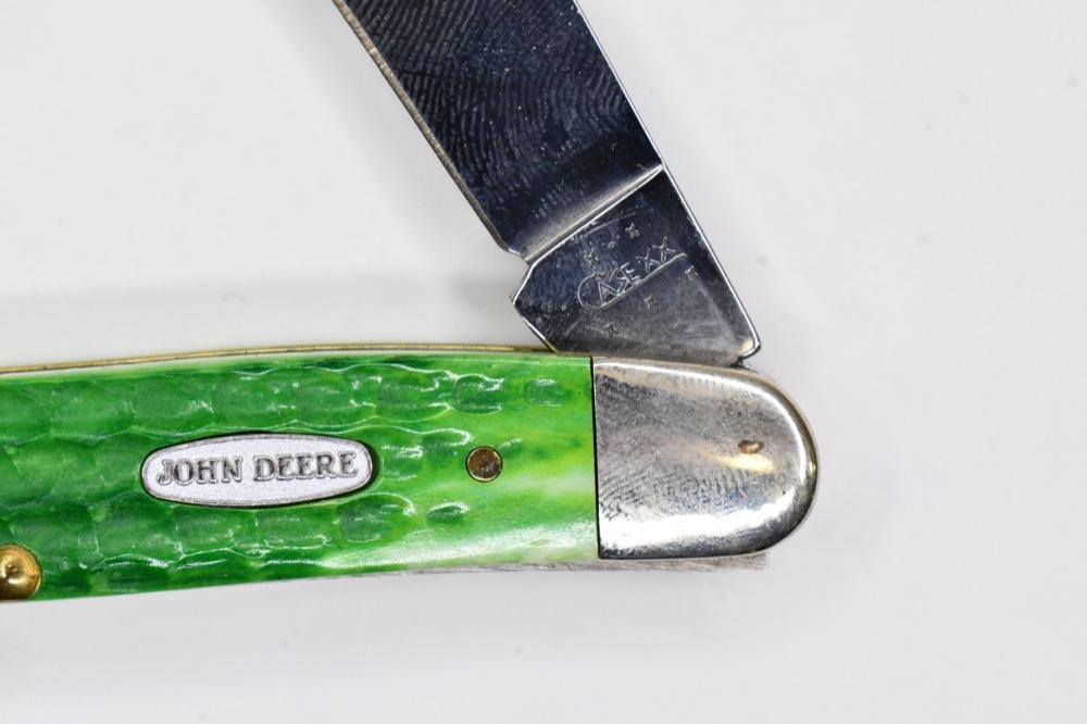 Case XX John Deere Muskrat Folding Knife In Tin