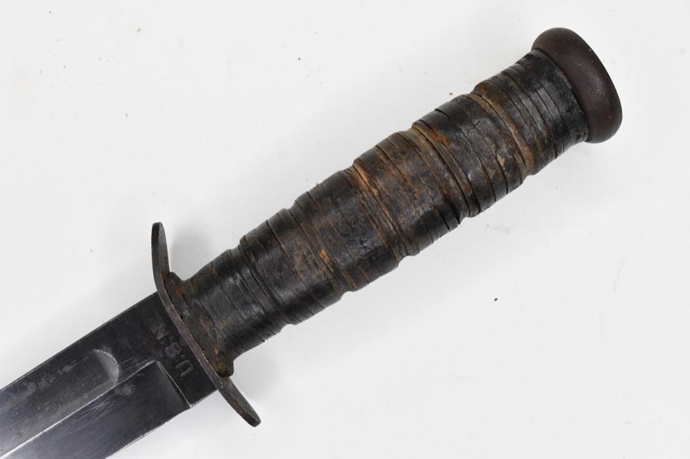 Early USN Camillus Military Fighting Knife