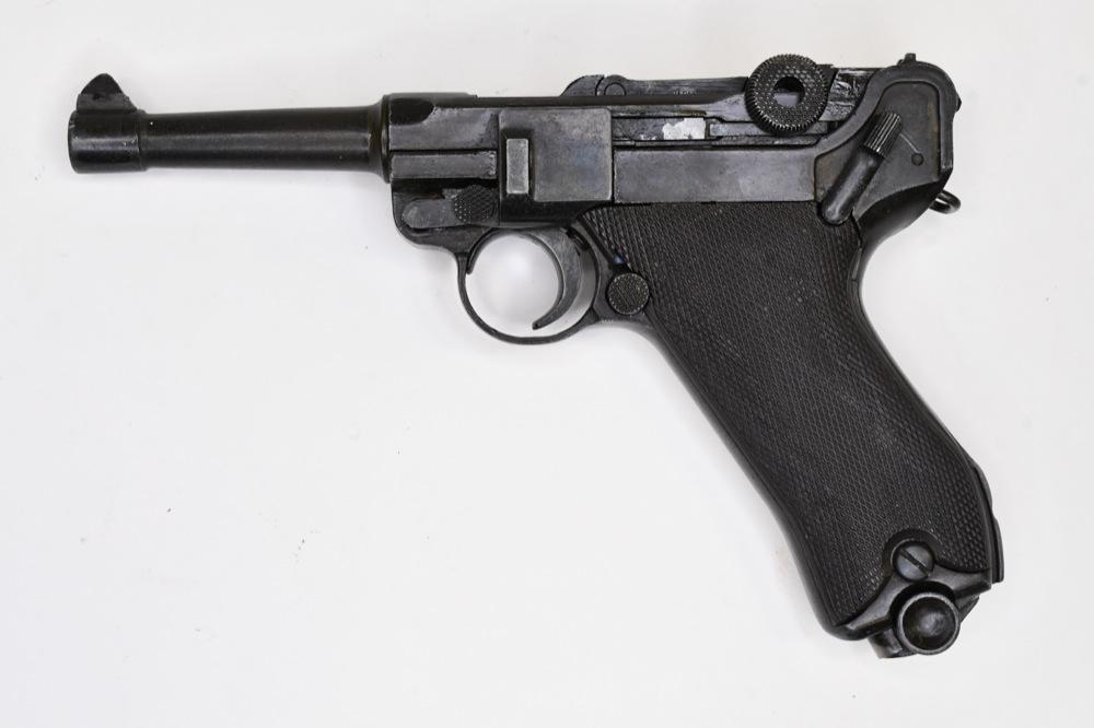 Vtg Replica P-08 Luger Pistol w/ Dummy Rounds