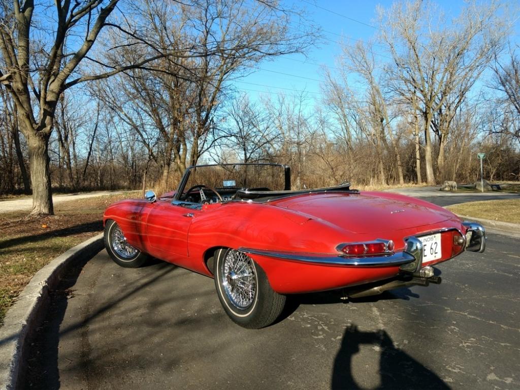 1962 Jaguar E-Type XKE "Flat Floor" Roadster