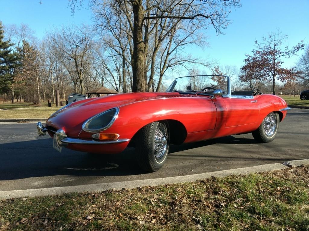 1962 Jaguar E-Type XKE "Flat Floor" Roadster