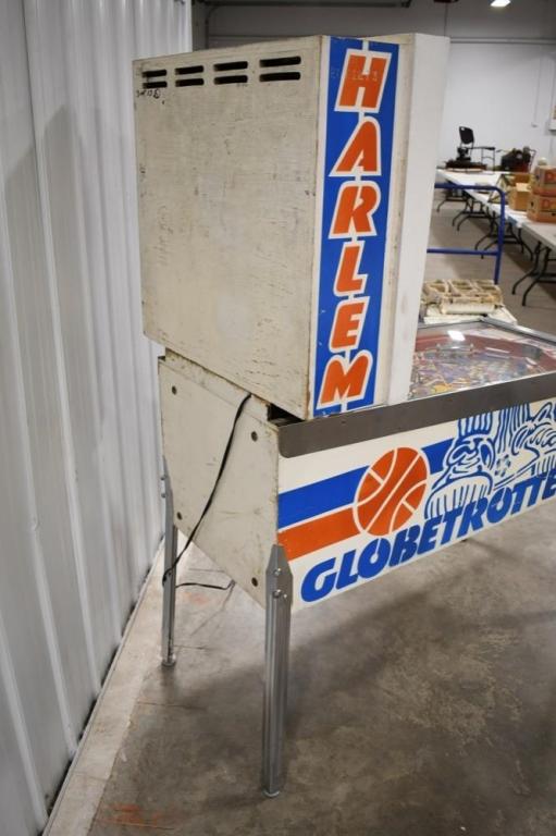 Vintage Bally Harlem Globetrotters Pinball Machine