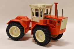 1/16 Scale Models Allis-Chalmers 440 Tractor