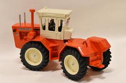 1/16 Scale Models Allis-Chalmers 440 Tractor