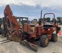 (CB) Ditch Witch L3210 Trencher