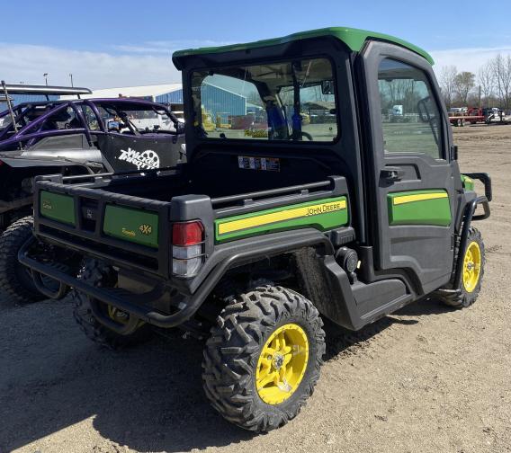 2018 John Deere XUV835R Gator