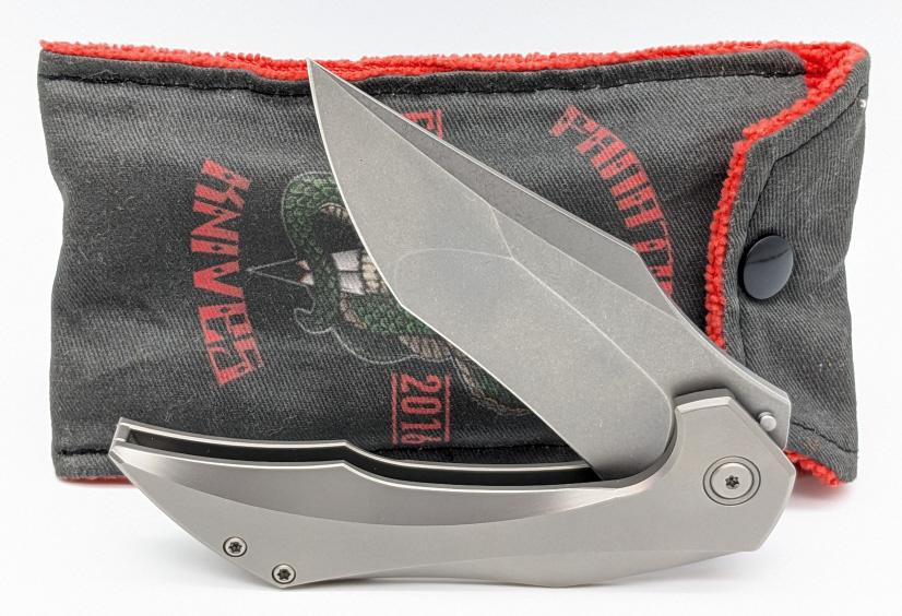 NIB Fanatic Edge Knives The Omen Folding Knife