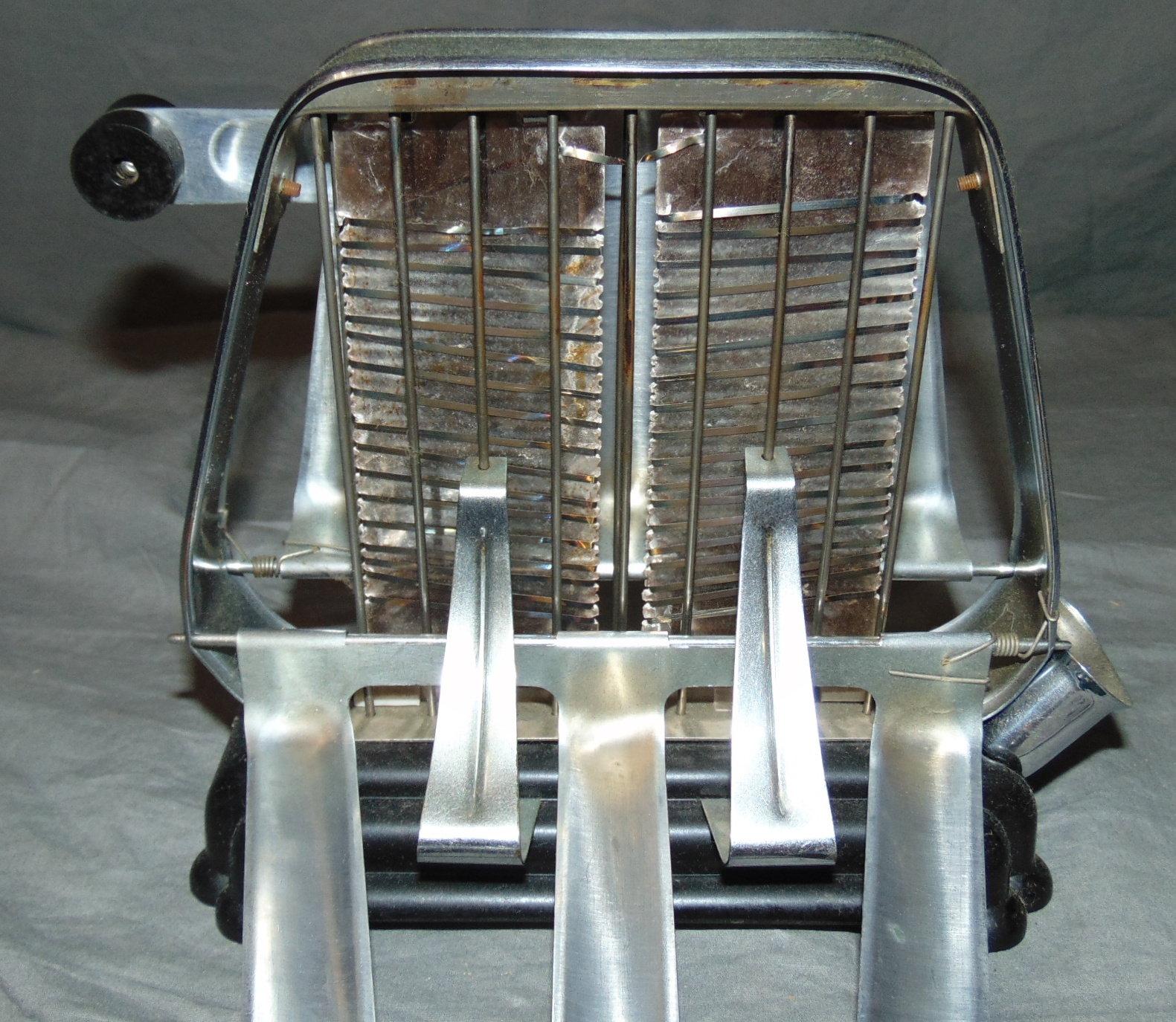 (2) Art Deco Toasters, Handyhot & Elekthermax