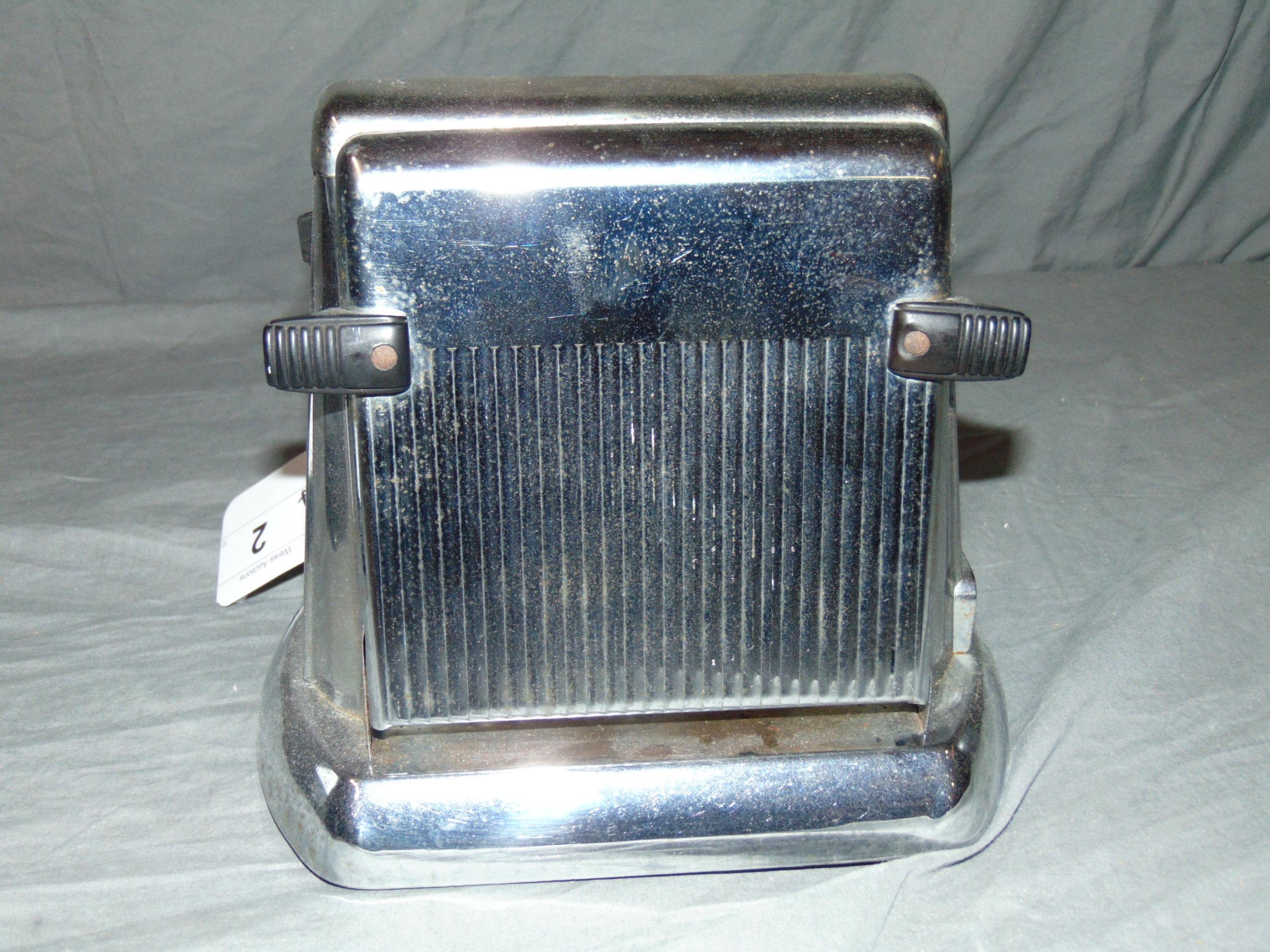 (2) Art Deco Toasters, Handyhot & Elekthermax