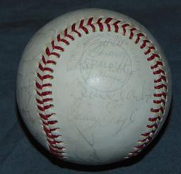 Signed Baseball Lot.