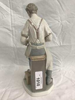 Lladro Pharmacist Porcelain Figurine.