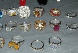 Mixed Jewelry Lot.