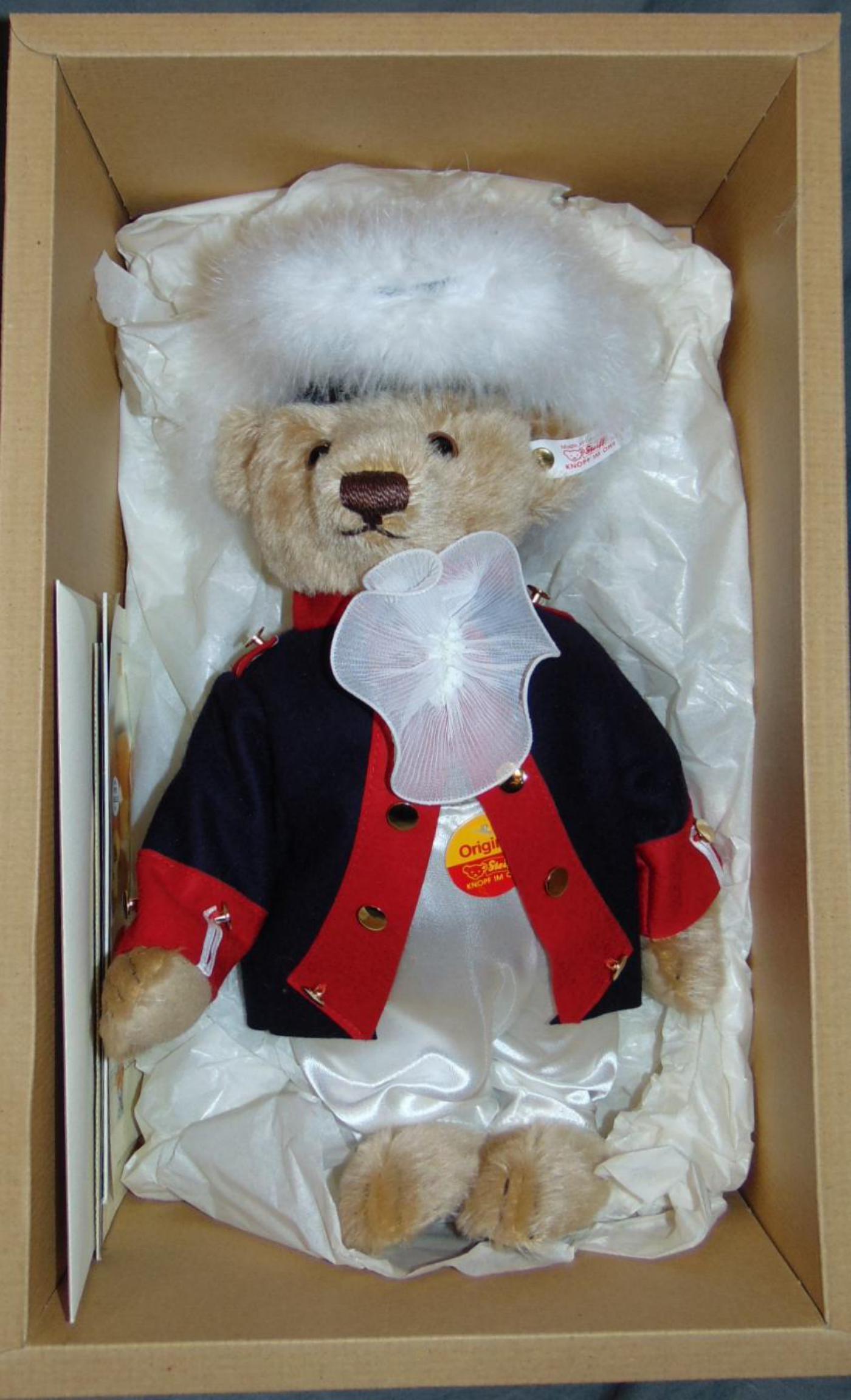 (3) Boxed Limited Edition Steiff Bears