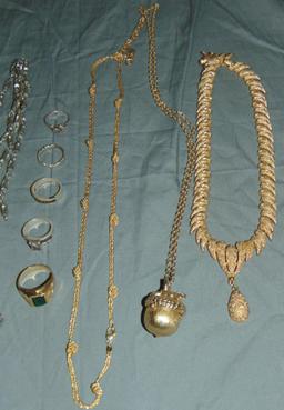 Estate Jewelry Lot.